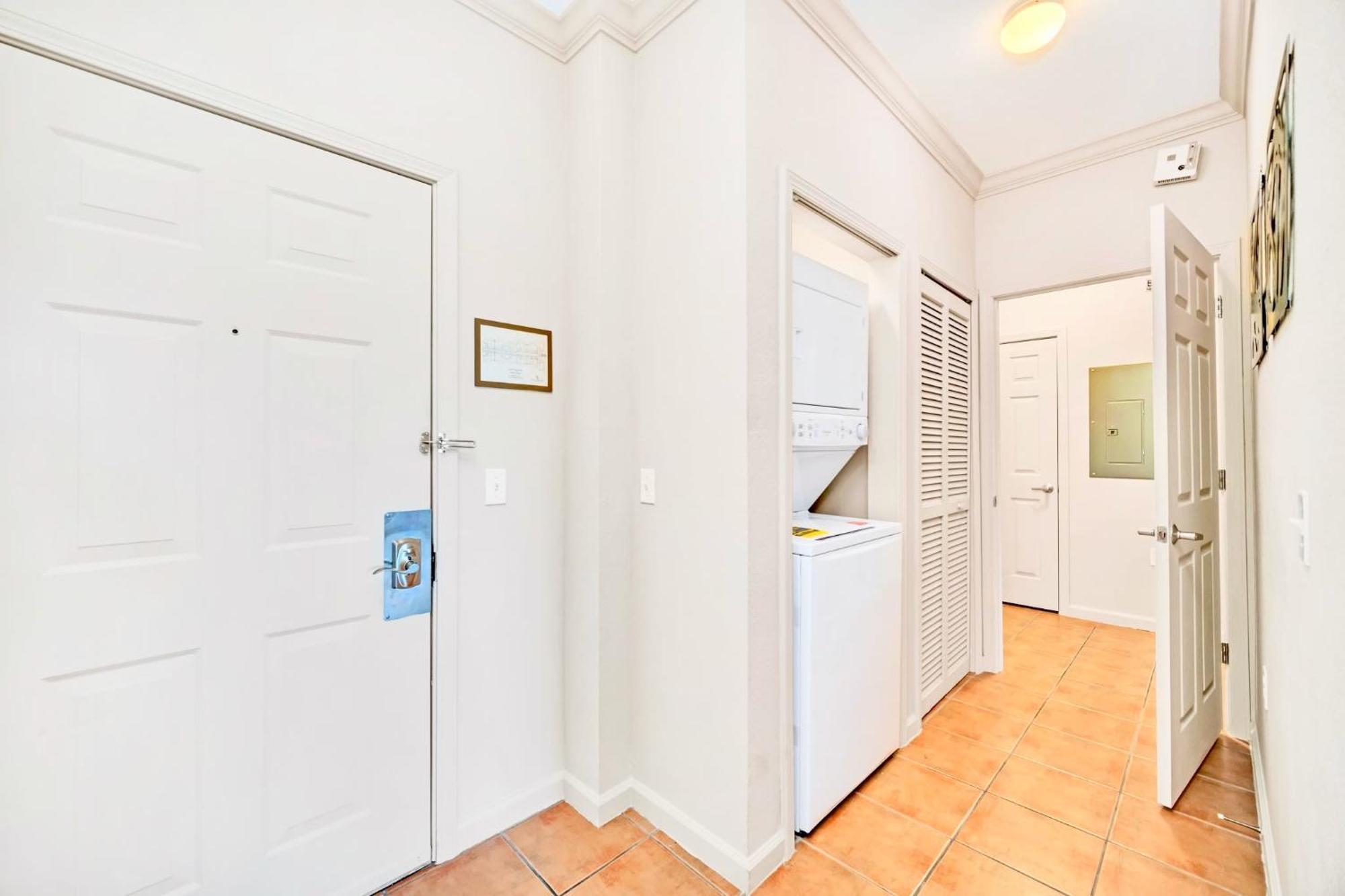 Bright 2Br Condo With Pool And Hot Tub - Near Disney! Orlando Dış mekan fotoğraf