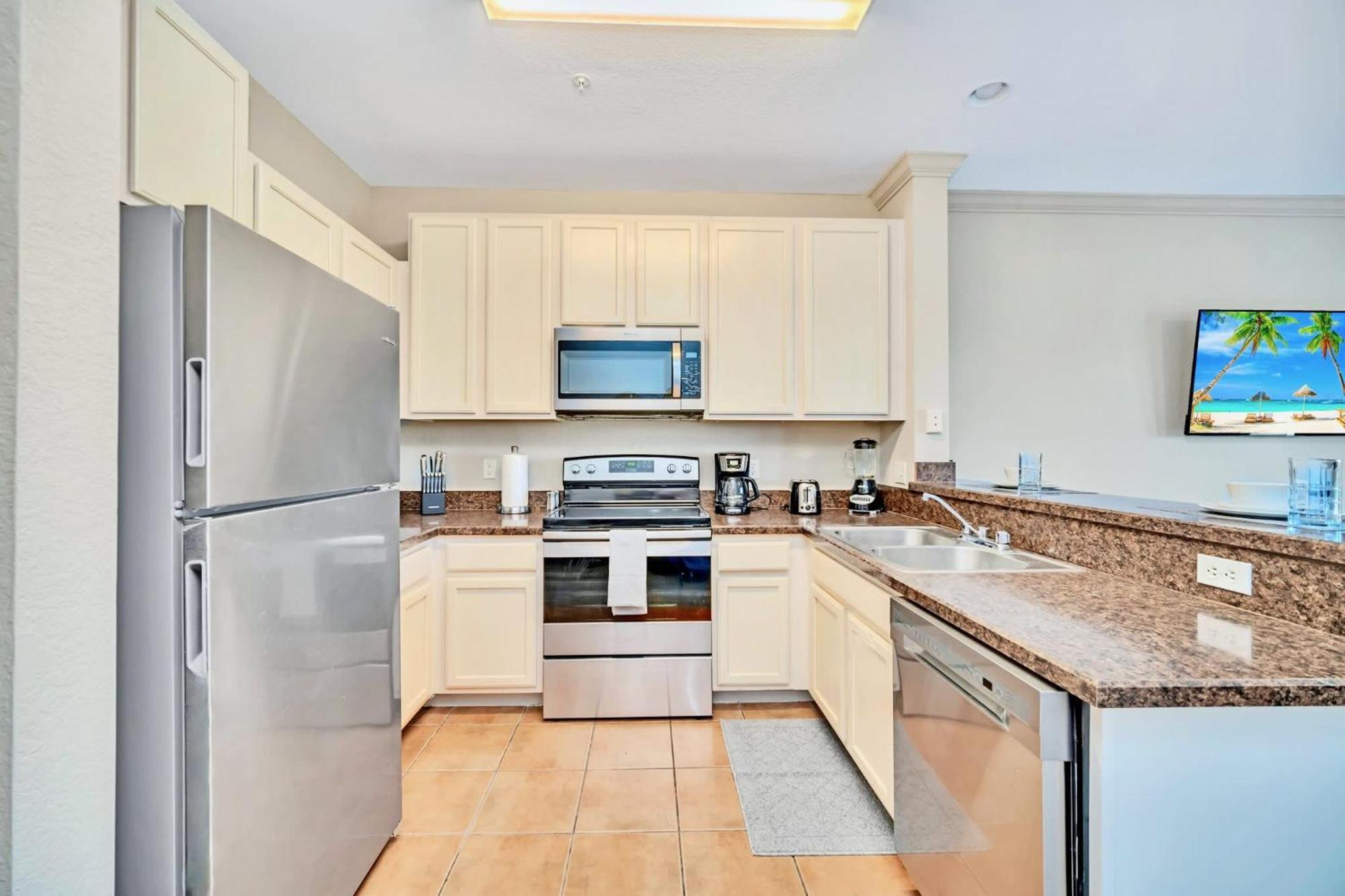 Bright 2Br Condo With Pool And Hot Tub - Near Disney! Orlando Dış mekan fotoğraf