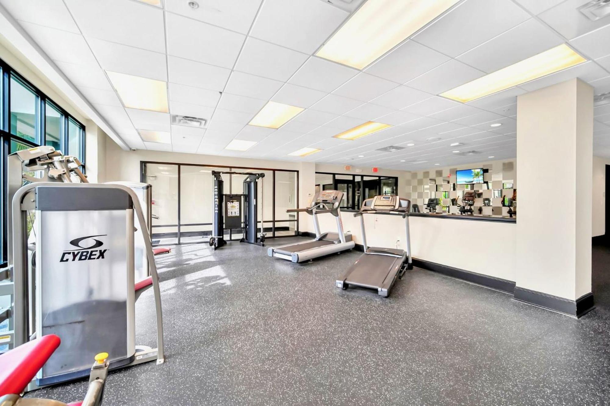 Bright 2Br Condo With Pool And Hot Tub - Near Disney! Orlando Dış mekan fotoğraf