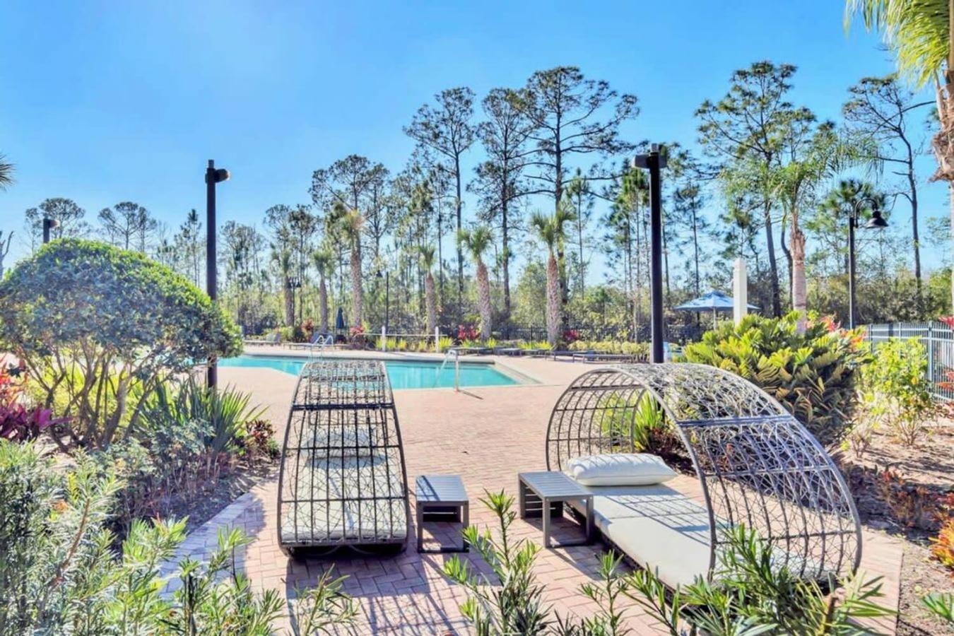 Bright 2Br Condo With Pool And Hot Tub - Near Disney! Orlando Dış mekan fotoğraf